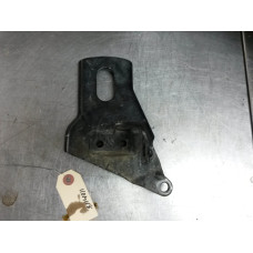 110M118 Engine Lift Bracket For 04-06 Chevrolet Colorado  2.8